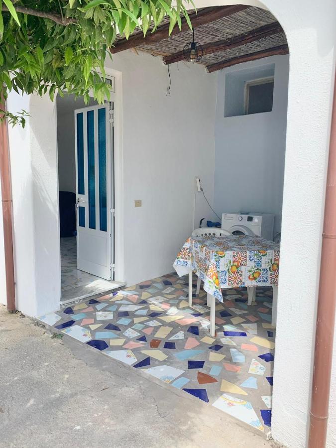 Appartement Casa Colomba Sant'Angelo à Sant'Angelo  Extérieur photo