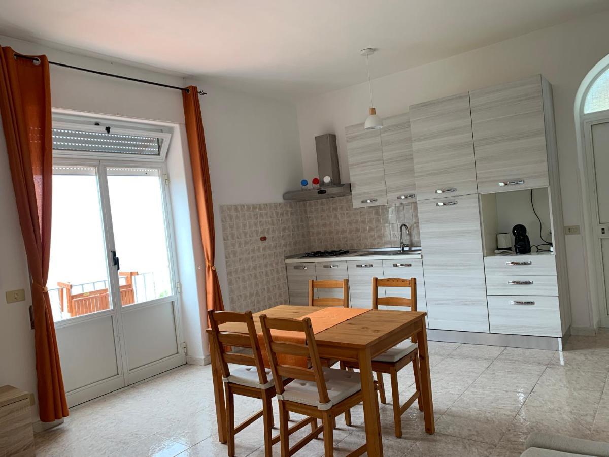 Appartement Casa Colomba Sant'Angelo à Sant'Angelo  Extérieur photo